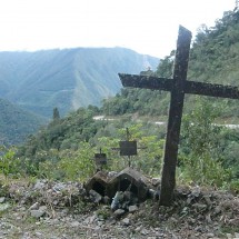 Memorials on the Camino de la Muerte